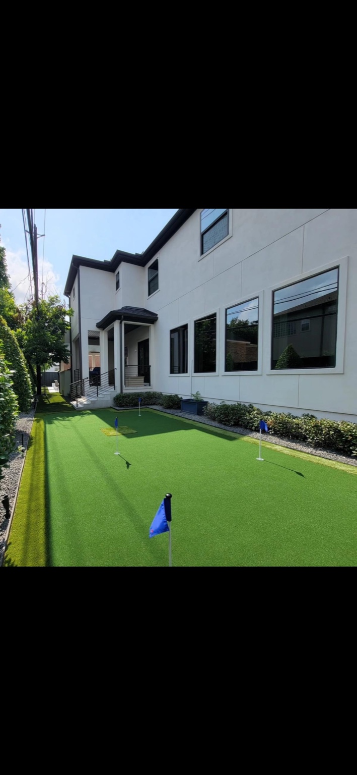Noam Turf project 8