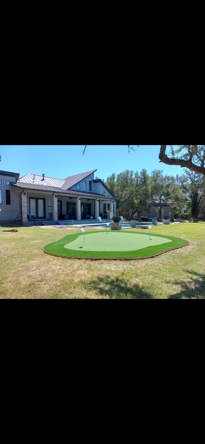 Noam Turf project 9